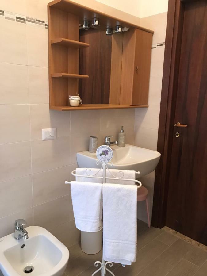 B&B Gloria Apartment 바메노 외부 사진